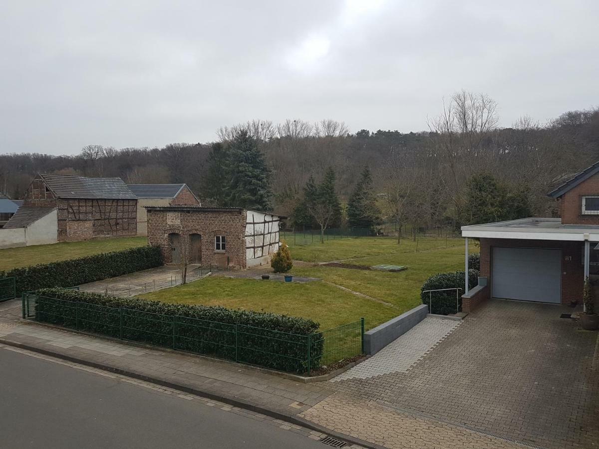Modern Comfort Inn Kreuzau Zewnętrze zdjęcie